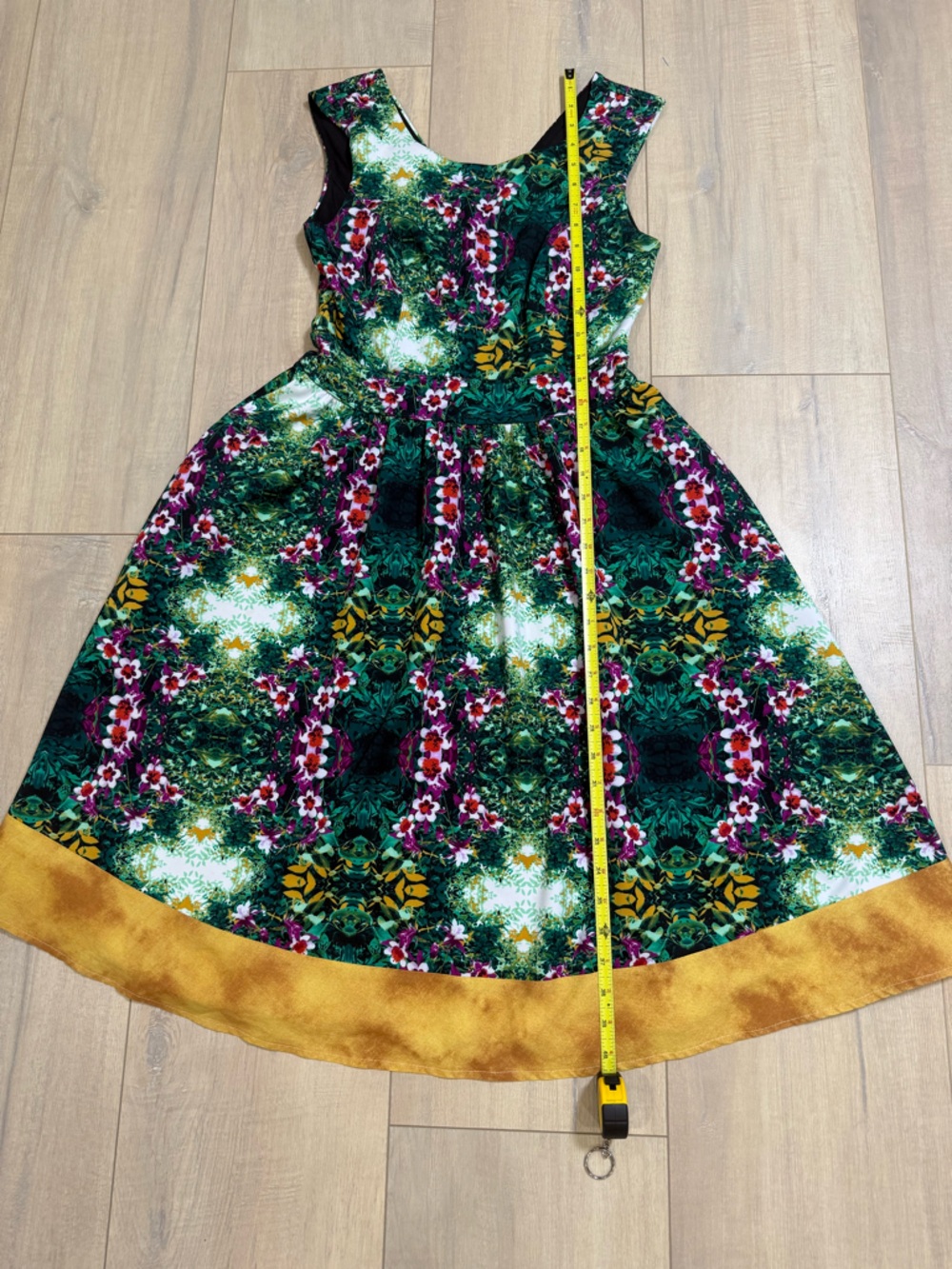 Cynthia Rowley Dress with Green and Pink Floral Accent - Picture 4 of 5